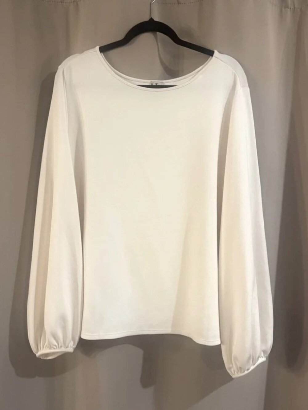 Worthington Long Sleeve White Women's Top